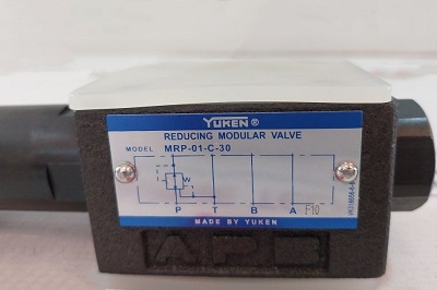 日本油研疊加式減壓閥MRP-01-C-30,MRP-03-H-30型號，參數說明書